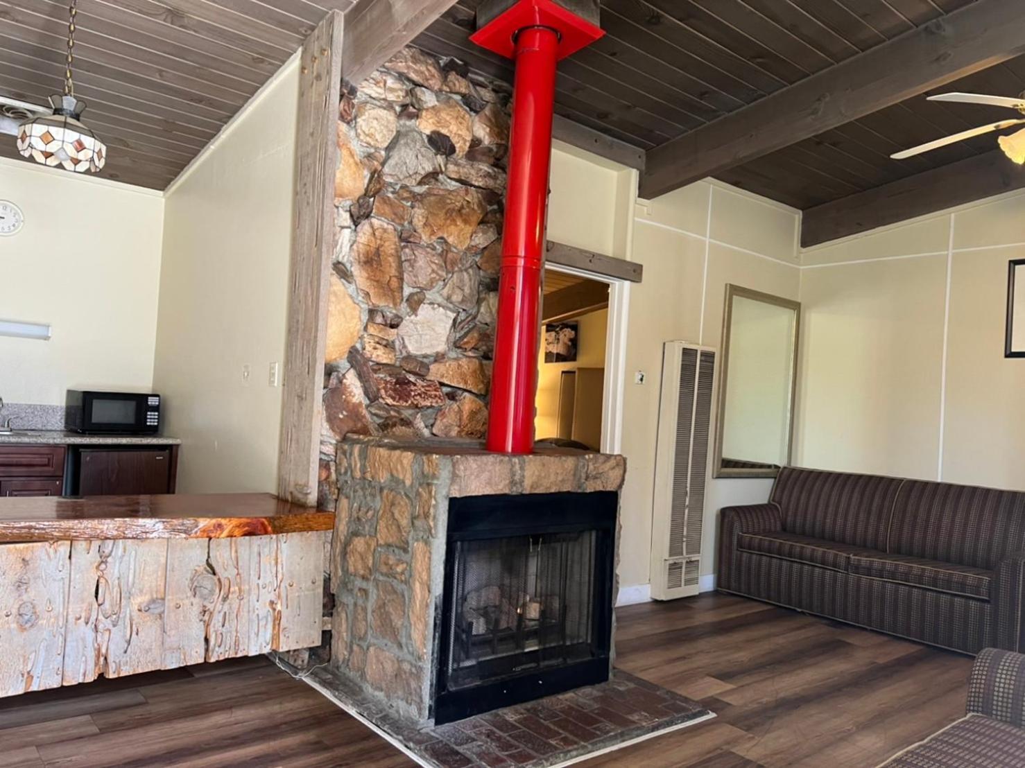 Omeo Suites Big Bear Velké Medvědí jezero Pokoj fotografie