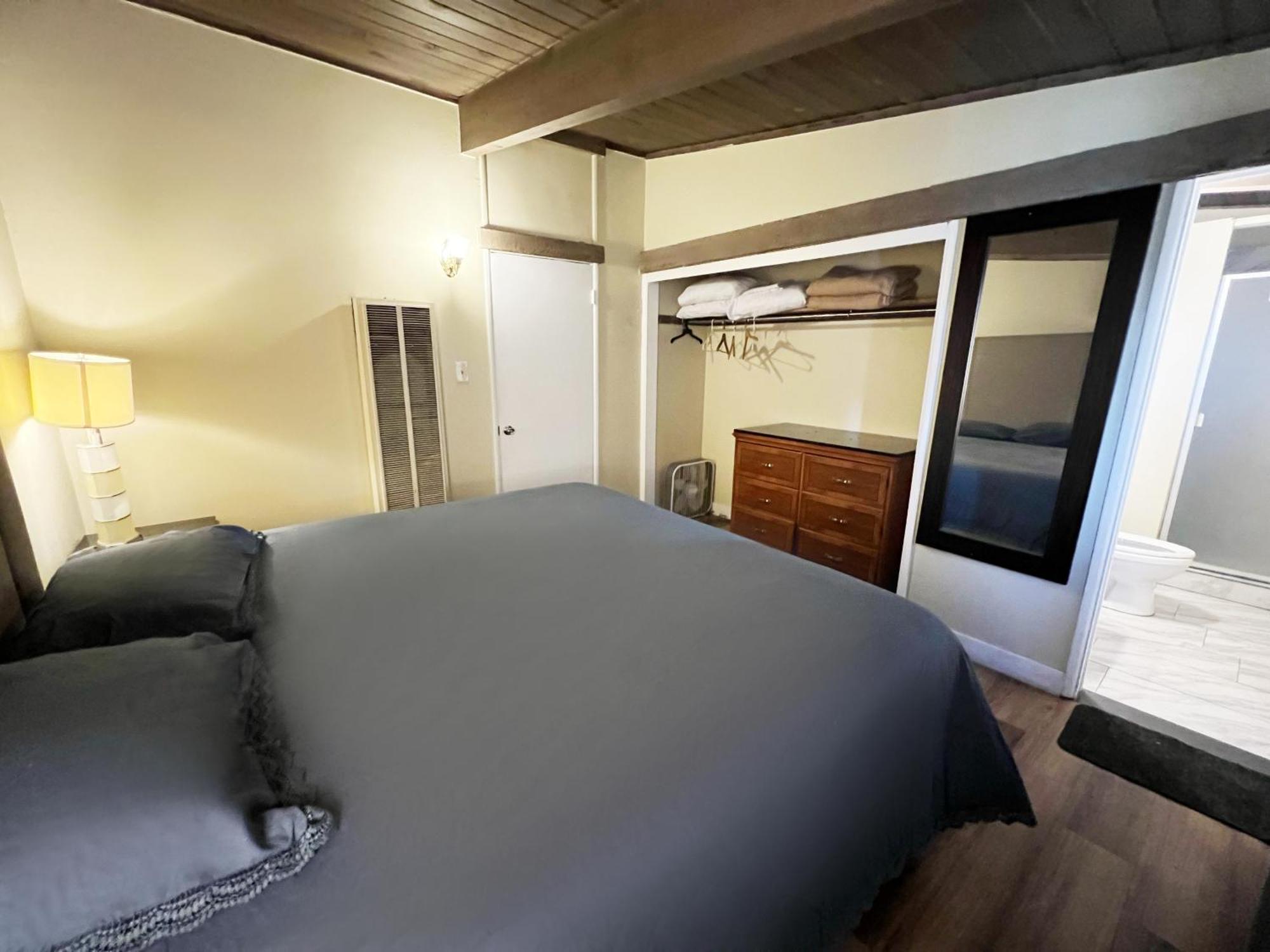 Omeo Suites Big Bear Velké Medvědí jezero Pokoj fotografie