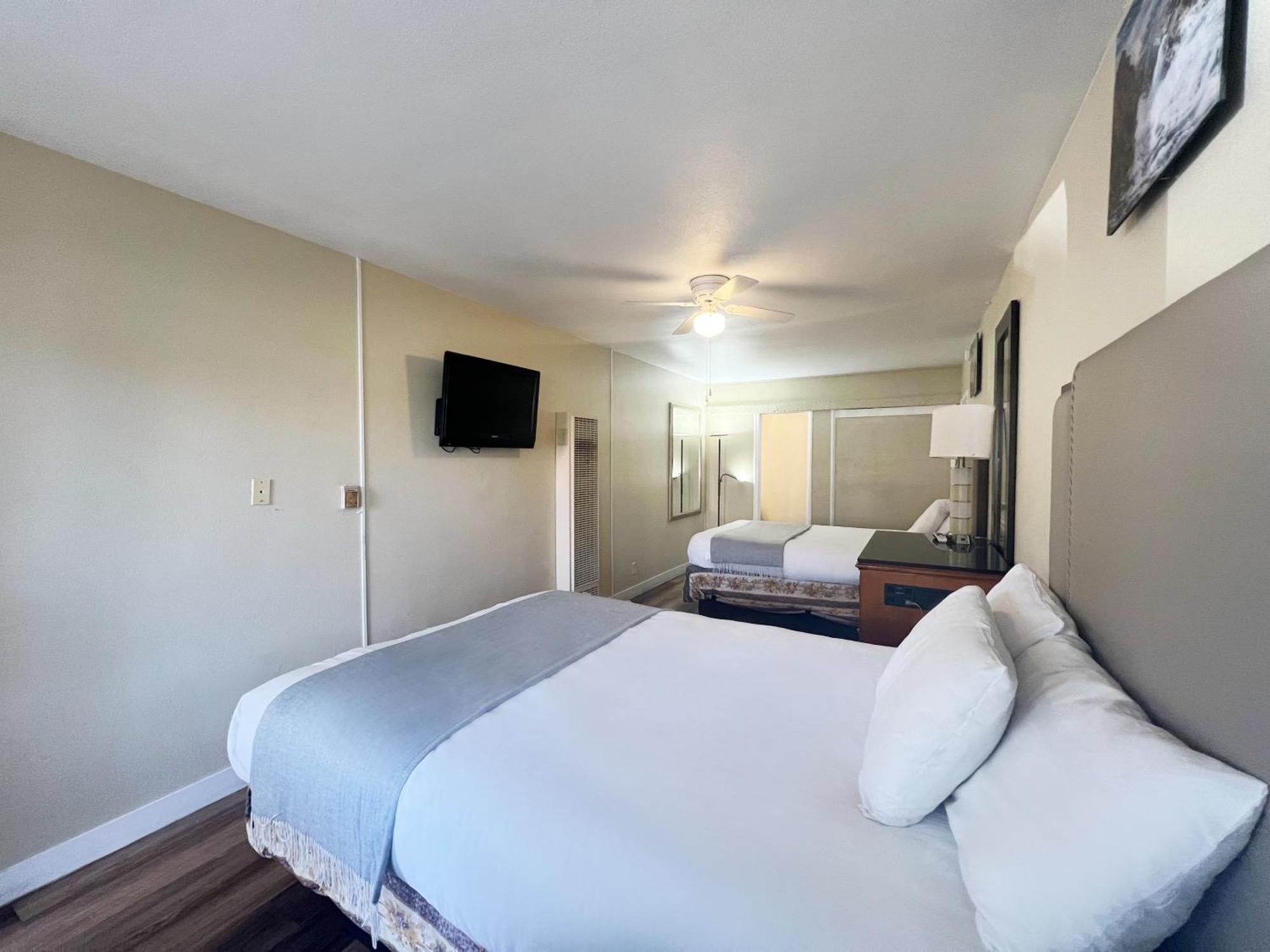 Omeo Suites Big Bear Velké Medvědí jezero Pokoj fotografie